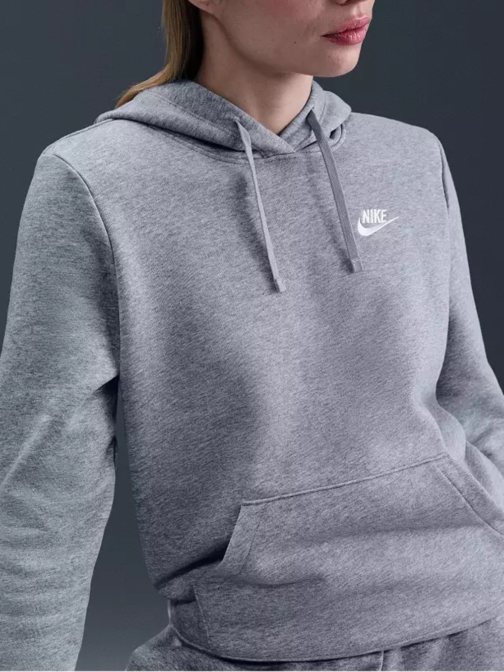 Nike Sportswear Club Fleece
Women's Pullover Hoodie size XS